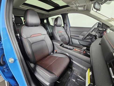 New 2026 Nissan Kicks SR w/ SR Premium Package image 13