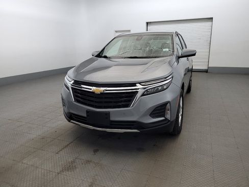 Used 2024 Chevrolet Equinox LT w/ LPO, Floor Liner Package FWD image 15