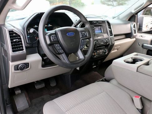 Used 2016 Ford F150 XLT image 21