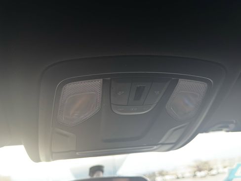 Used 2022 RAM 2500 Tradesman w/ Chrome Appearance Group image 30