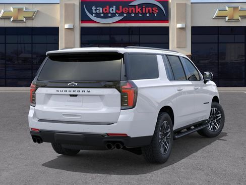 New 2026 Chevrolet Suburban Z71 AWD/4WD image 4