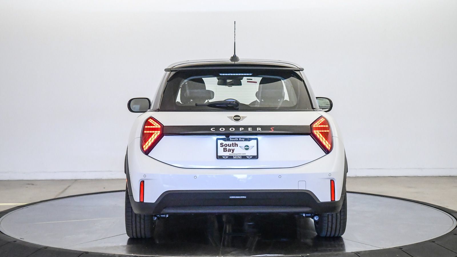 New 2026 MINI Cooper S FWD image 3