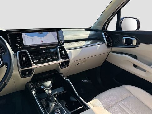 Used 2023 Kia Sorento S FWD image 23