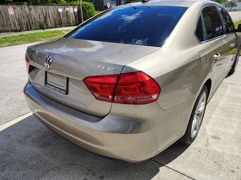 Used 2015 Volkswagen Passat TDI SE image 11