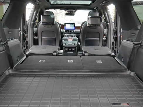 Used 2019 Lincoln Navigator L Reserve image 26