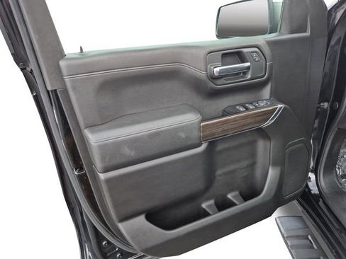 Used 2019 Chevrolet Silverado 1500 LT w/ All-Star Edition AWD/4WD image 11