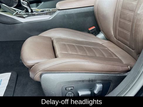 Used 2022 BMW 330i xDrive Sedan w/ Premium Package 2 AWD/4WD image 25