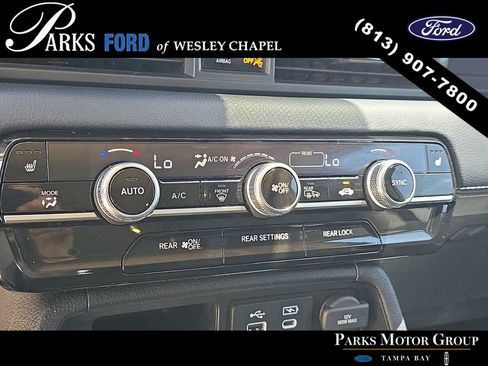 Used 2023 Honda Pilot Touring image 25