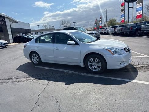 Used 2010 Nissan Altima 2.5 SL w/ SL Pkg image 9