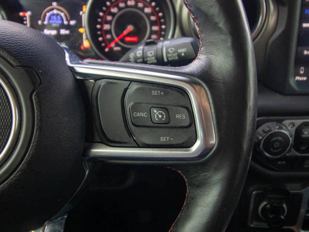 Used 2018 Jeep Wrangler Unlimited Rubicon w/ Dual Top Group AWD/4WD image 27