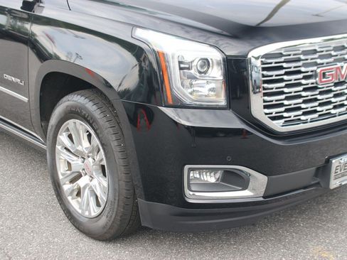 Used 2020 GMC Yukon Denali w/ Denali Ultimate Package AWD/4WD image 9