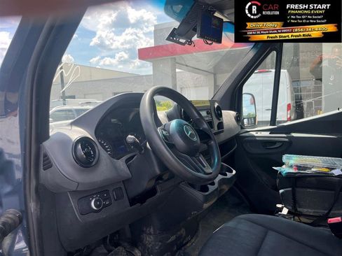 Used 2019 Mercedes-Benz Sprinter 170 image 14