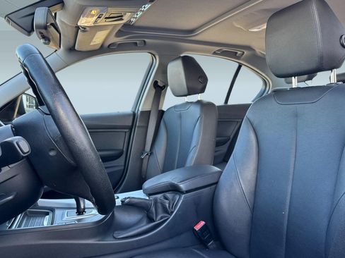 Used 2013 BMW 328i Sedan RWD image 25