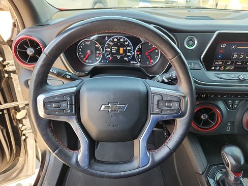 Used 2021 Chevrolet Blazer RS w/ Enhanced Convenience Package FWD image 16