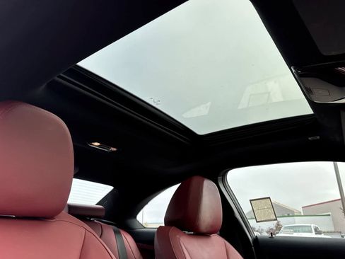 Certified 2023 BMW 230i Coupe w/ Premium Package image 19