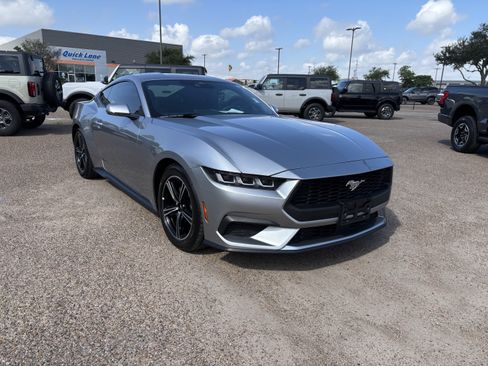 Certified 2024 Ford Mustang Coupe RWD image 5