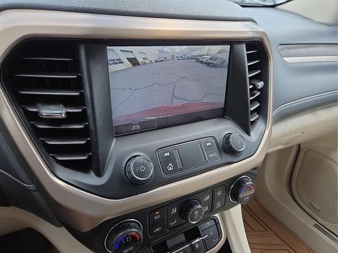 Used 2021 GMC Acadia Denali FWD image 8