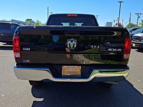 Used 2024 RAM 1500 Classic SLT AWD/4WD image 2