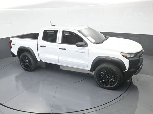 Used 2024 Chevrolet Colorado Trail Boss image 51