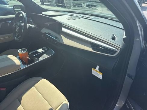 Used 2026 Buick Enclave Preferred w/ Power Package FWD image 20