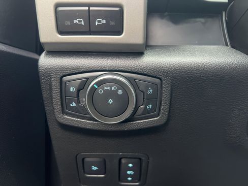 Used 2020 Ford F350 Lariat image 23