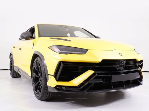Used 2024 Lamborghini Urus Performante AWD/4WD image 17