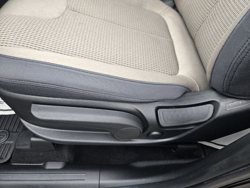 Certified 2023 Hyundai Santa Fe SE image 14