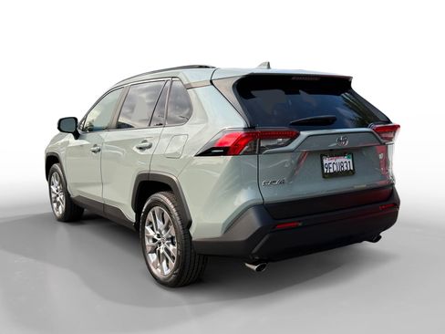 Used 2023 Toyota RAV4 XLE Premium AWD/4WD image 3