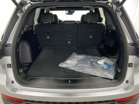 New 2025 Jeep Grand Cherokee Limited w/ Luxury Tech Group II image 8