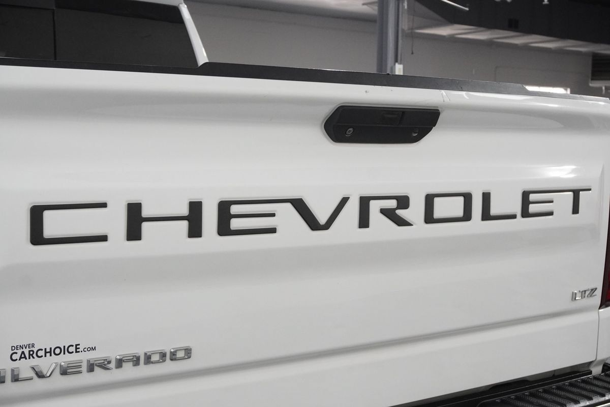 Used 2019 Chevrolet Silverado 1500 LTZ w/ LTZ Premium Package AWD/4WD image 30
