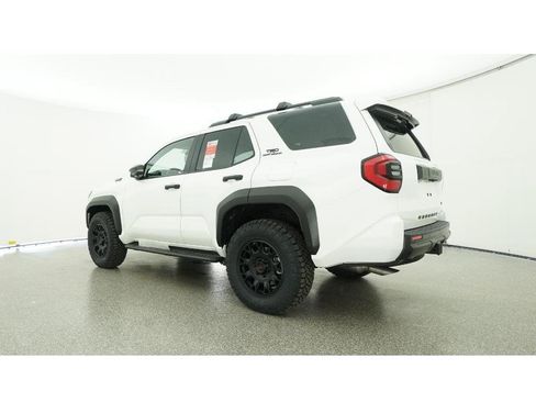 New 2025 Toyota 4Runner 4WD image 21