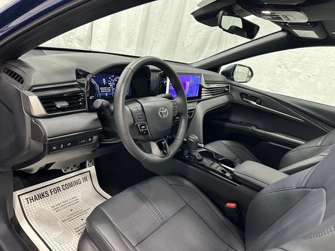 Used 2025 Toyota Camry XSE image 15