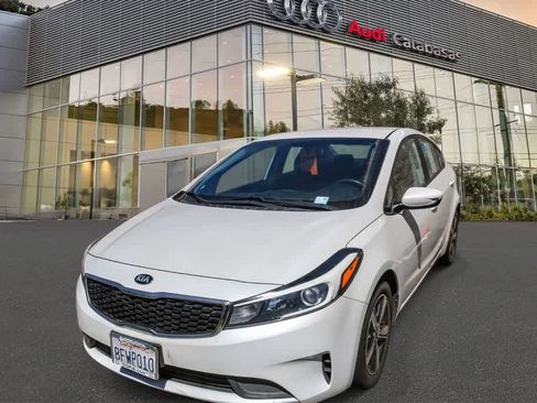 Used 2018 Kia Forte LX w/ LX Popular Package image 1