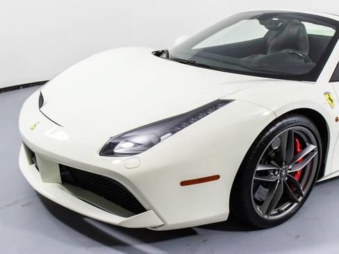 Certified 2019 Ferrari 488 Spider RWD image 30