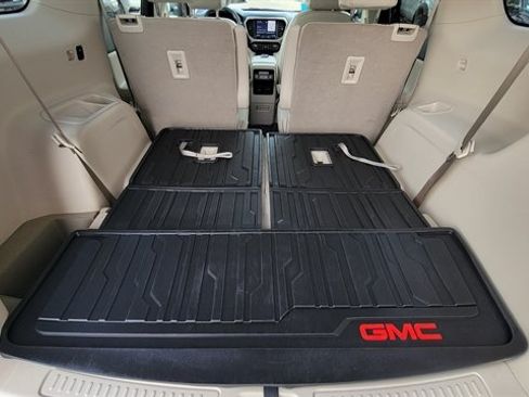 Used 2023 GMC Acadia Denali w/ Denali Ultimate Package AWD/4WD image 53