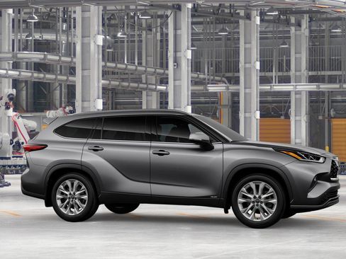 New 2026 Toyota Highlander Limited image 13