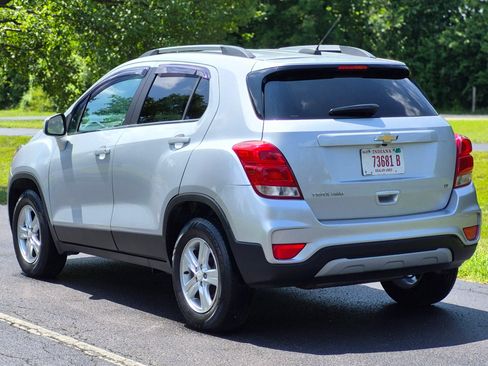 Used 2017 Chevrolet Trax LT AWD/4WD image 7