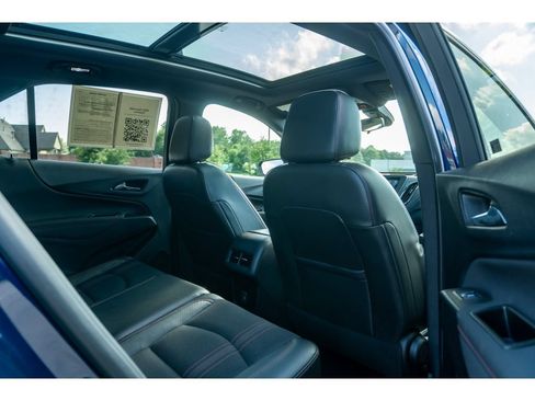 Used 2022 Chevrolet Equinox RS AWD/4WD image 16