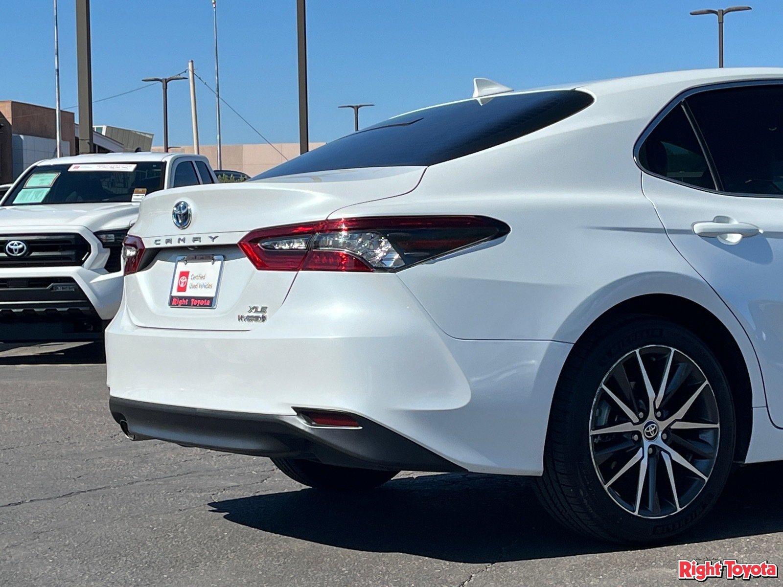 Certified 2022 Toyota Camry XLE FWD image 12