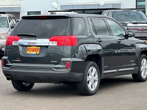 Used 2017 GMC Terrain SLE AWD/4WD image 4