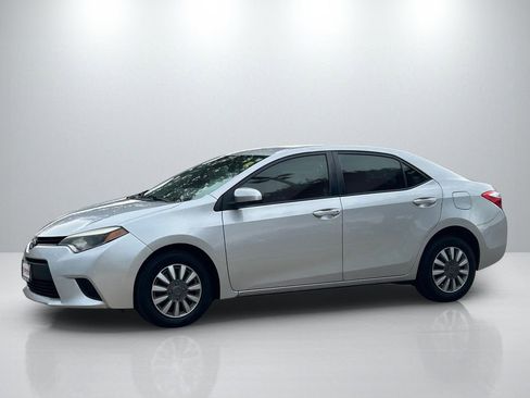 Used 2015 Toyota Corolla L FWD image 8