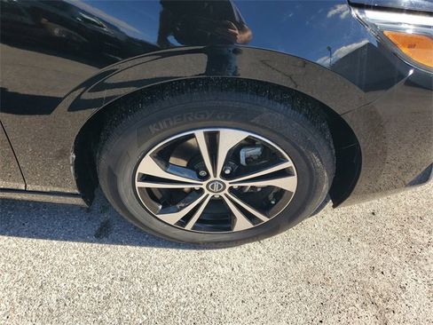 Used 2022 Nissan Sentra SV w/ Trunk Package image 5