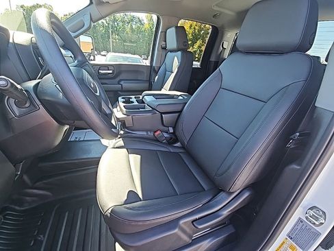 New 2026 GMC Sierra 2500 Pro w/ Convenience Package image 11