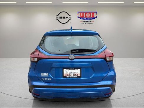 Certified 2025 Nissan Kicks Play S FWD image 3