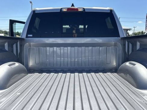 Used 2023 RAM 1500 Limited AWD/4WD image 12