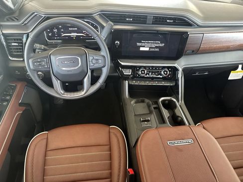 New 2026 GMC Sierra 2500 Denali Ultimate w/ Max Trailering Package image 17