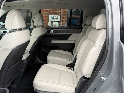 Used 2024 Hyundai Santa Fe Calligraphy FWD image 25