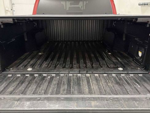 Certified 2022 Toyota Tacoma Limited AWD/4WD image 29