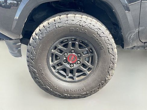 Used 2021 Toyota Tacoma Limited AWD/4WD image 32