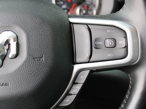 Certified 2022 RAM 1500 Big Horn image 17